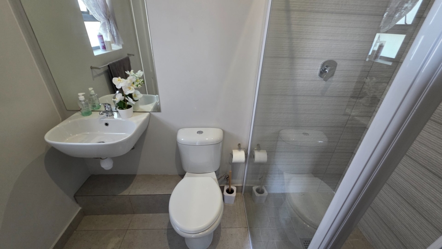 3 Bedroom Property for Sale in Island View Western Cape